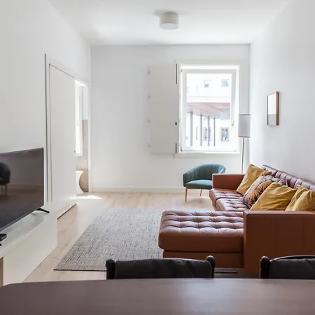 Classy 2bdr In Downtown By Lovelystay *