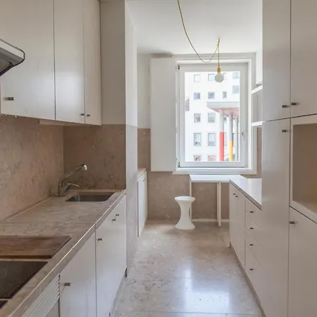 Classy 2bdr In Downtown By Lovelystay Lisboa